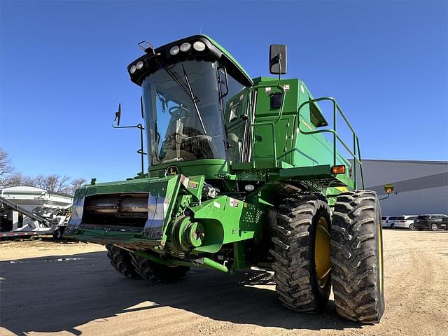 Image of John Deere 9760 STS equipment image 1