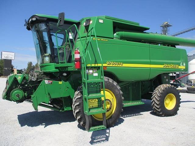 Image of John Deere 9760 STS Primary image