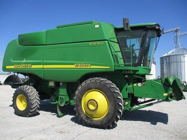 Image of John Deere 9760 STS equipment image 1