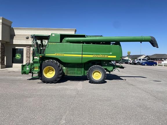 Image of John Deere 9760 STS equipment image 1