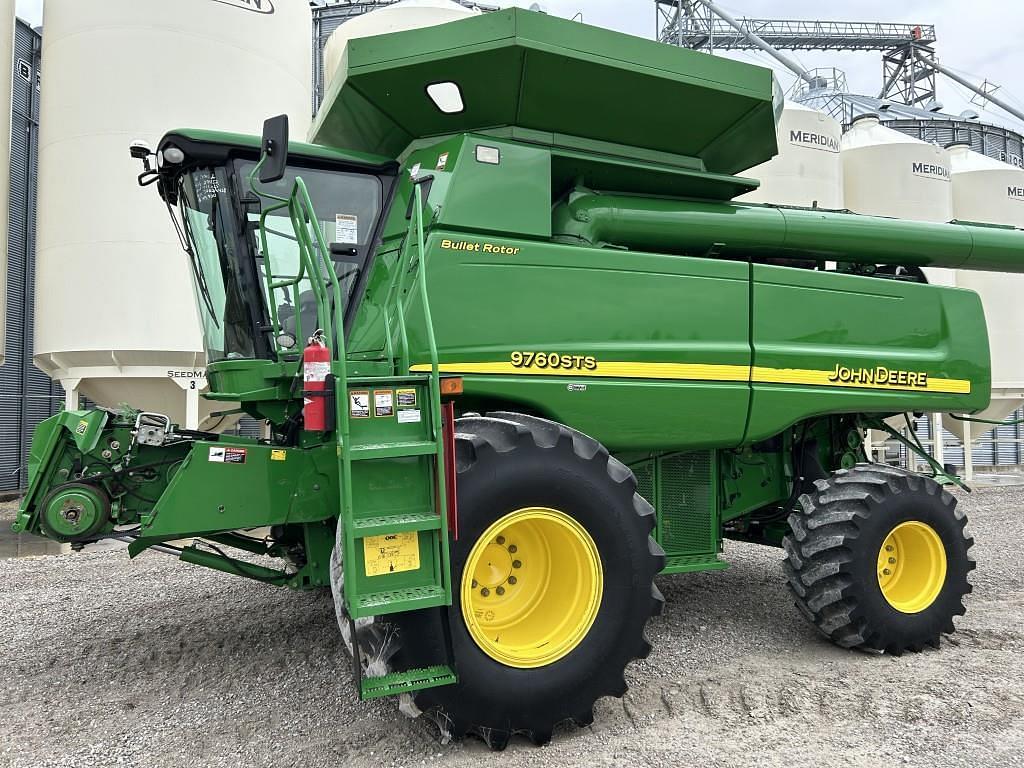 Image of John Deere 9760 STS Primary image