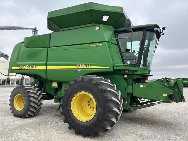 Image of John Deere 9760 STS equipment image 1
