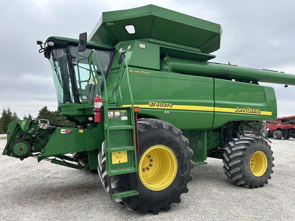 Image of John Deere 9760 STS Primary image