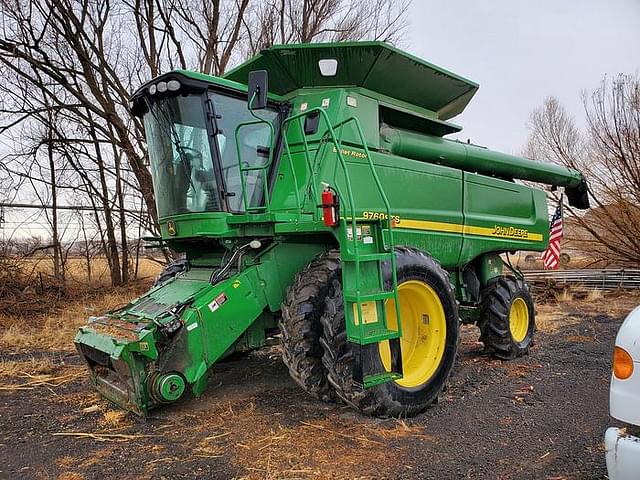 Image of John Deere 9760 STS equipment image 4