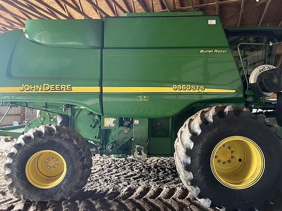 Image of John Deere 9860 STS equipment image 1