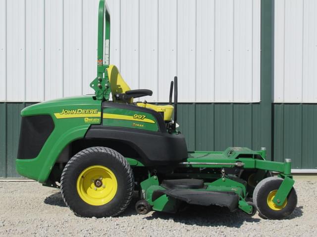 Image of John Deere 997 equipment image 3