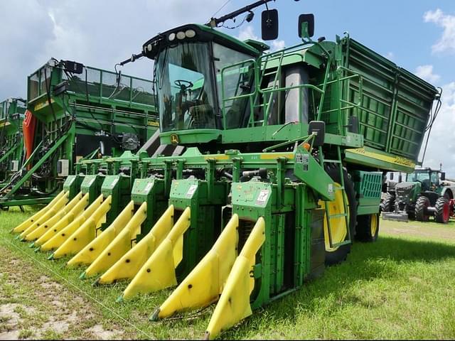 Image of John Deere 9996 equipment image 1