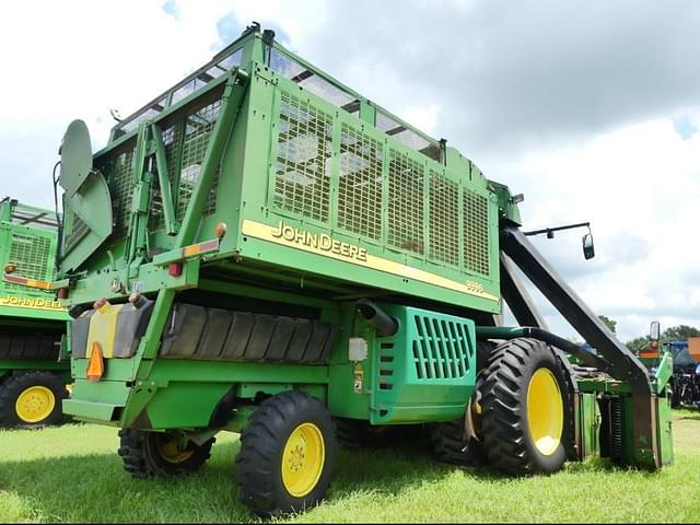 Image of John Deere 9996 equipment image 3