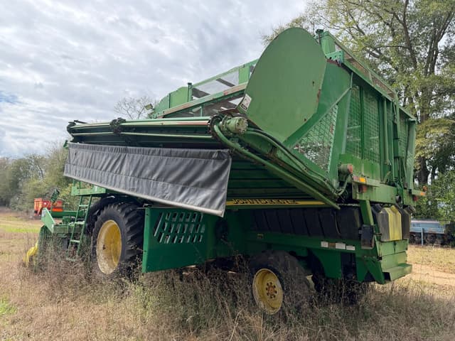 Image of John Deere 9996 equipment image 2