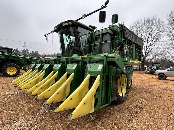 Image of John Deere 9996 equipment image 1