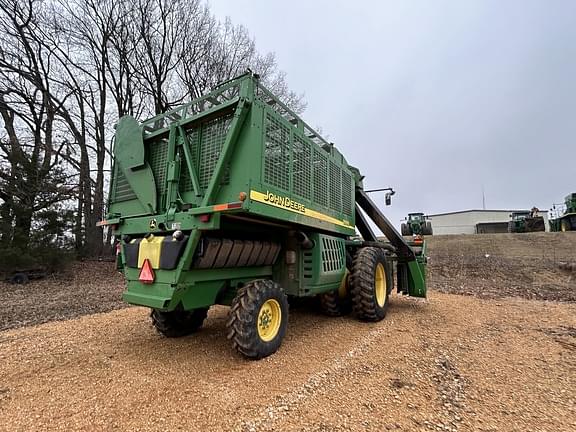 Image of John Deere 9996 equipment image 4