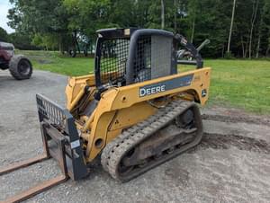 2006 John Deere CT322 Image
