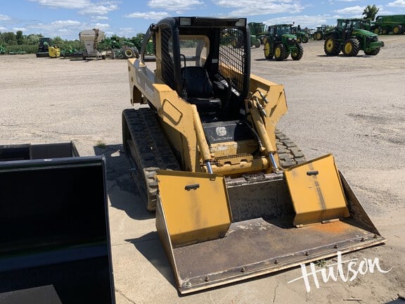 SOLD - 2006 John Deere CT332 Stock No. 377529 Construction with 2,646 ...
