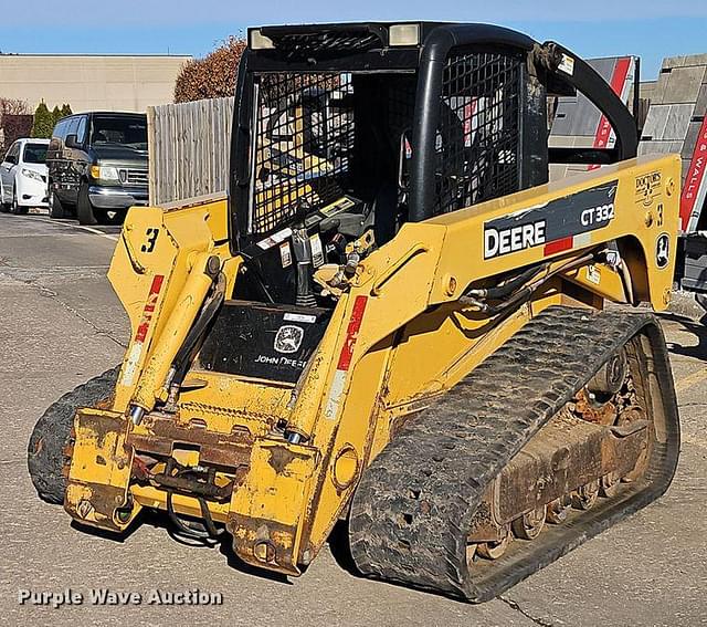 Image of John Deere CT332 equipment image 1