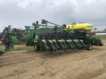 Main image John Deere DB44