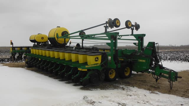 Image of John Deere DB66 equipment image 2