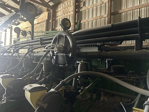 Image of John Deere DB80 equipment image 4