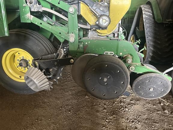 Image of John Deere DB80 equipment image 1