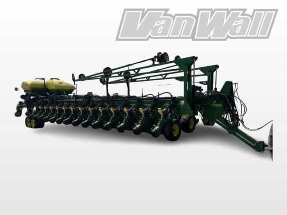 2006 John Deere DB90 Equipment Image0