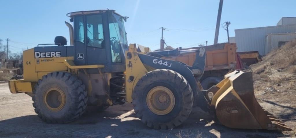 SOLD - 2006 John Deere 644J Lot No. 20 Construction with 27,017 Hrs ...