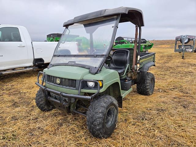 Image of John Deere Gator 4x4 equipment image 4