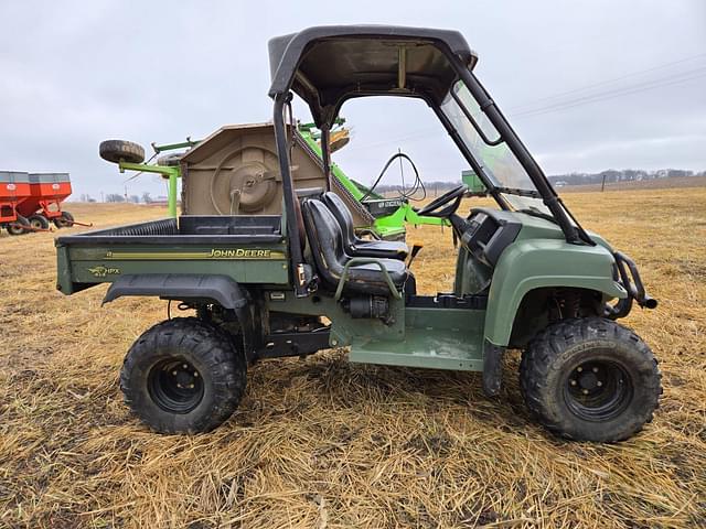 Image of John Deere Gator 4x4 equipment image 2