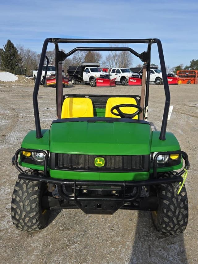 Image of John Deere Gator equipment image 4