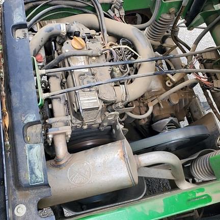 Image of John Deere Gator HPX equipment image 4