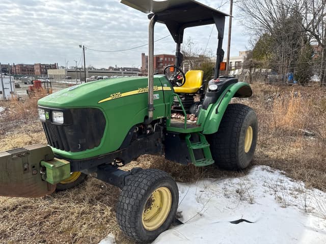 Image of John Deere 5325 equipment image 2