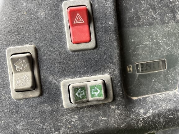 Image of John Deere Gator TX 4x2 equipment image 4