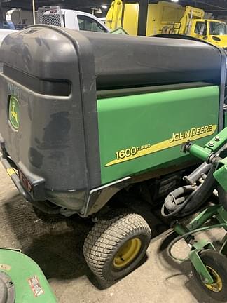Image of John Deere 1600 Turbo equipment image 3