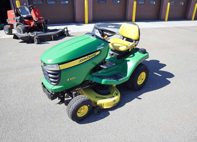 Main image John Deere X300