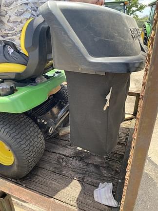 Image of John Deere X300 equipment image 4