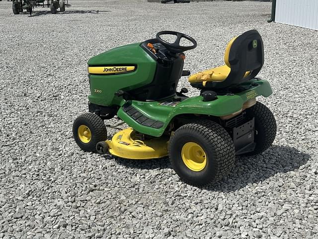 Image of John Deere X300 equipment image 2
