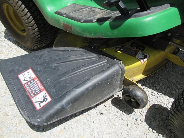 Image of John Deere X300 equipment image 2