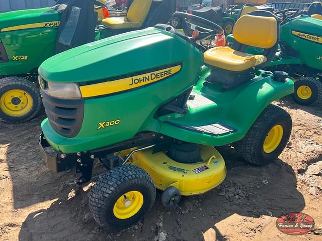 Image of John Deere X300 equipment image 1