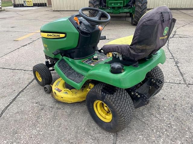 Image of John Deere X300 equipment image 2