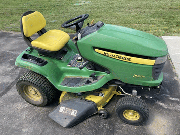 Main image John Deere X304