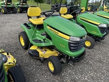 2006 John Deere X304 Equipment Image0