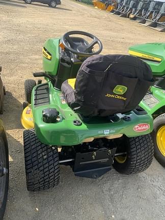 Image of John Deere X304 equipment image 4