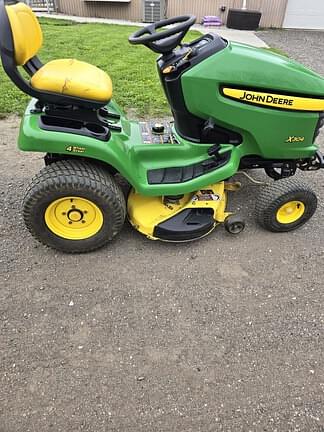 Image of John Deere X304 equipment image 1