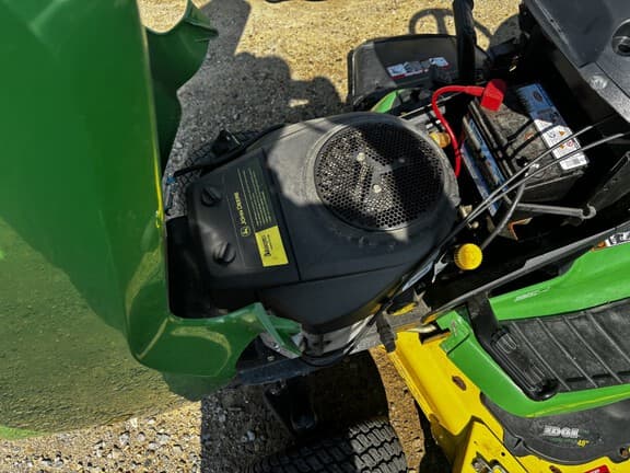 Image of John Deere X320 equipment image 1