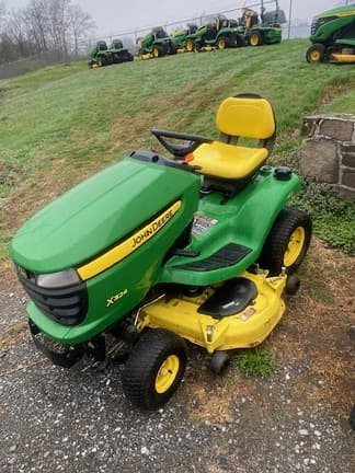 Image of John Deere X324 equipment image 2
