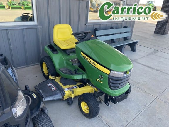 Main image John Deere X324