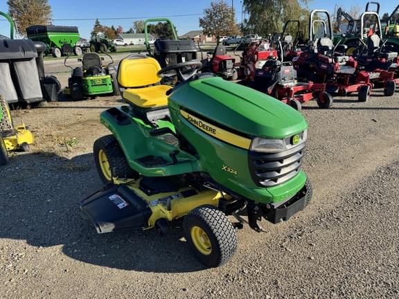 Image of John Deere X324 equipment image 1