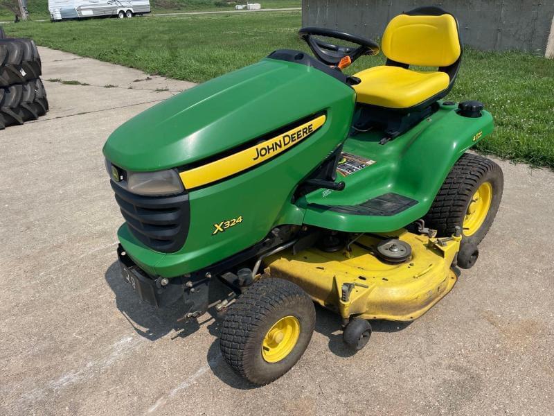 Image of John Deere X324 Primary image