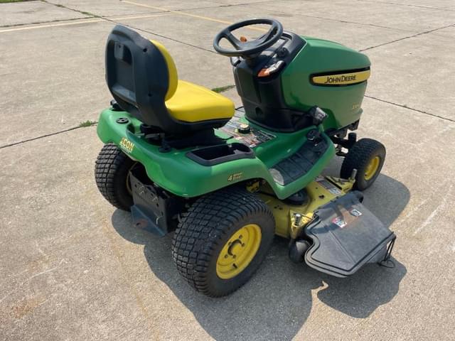 Image of John Deere X324 equipment image 2