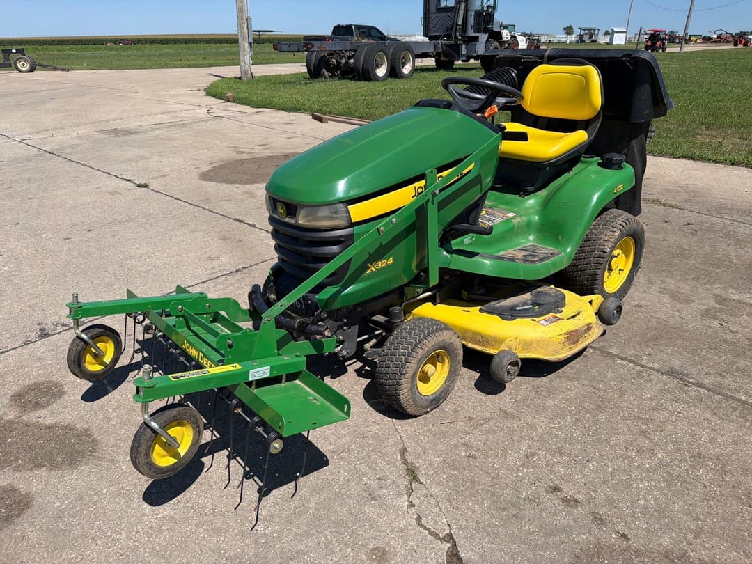 Image of John Deere X324 Primary image