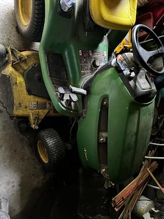 Image of John Deere X340 equipment image 4