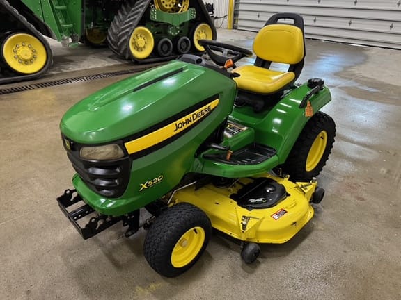 Main image John Deere X520